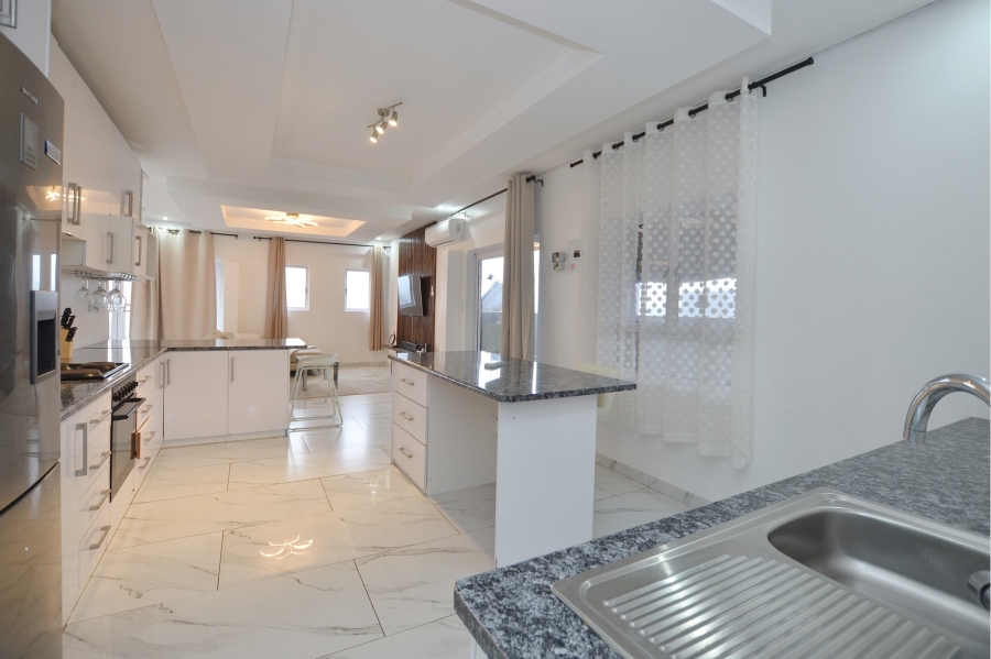 2 Bedroom Property for Sale in Kenridge Western Cape